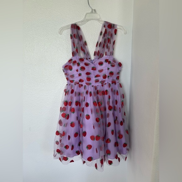 UNIQUE VINTAGE LAVENDER & RED GLITTER STRAWBERRY PRINT BABYDOLL DRESS size large - Picture 2 of 7